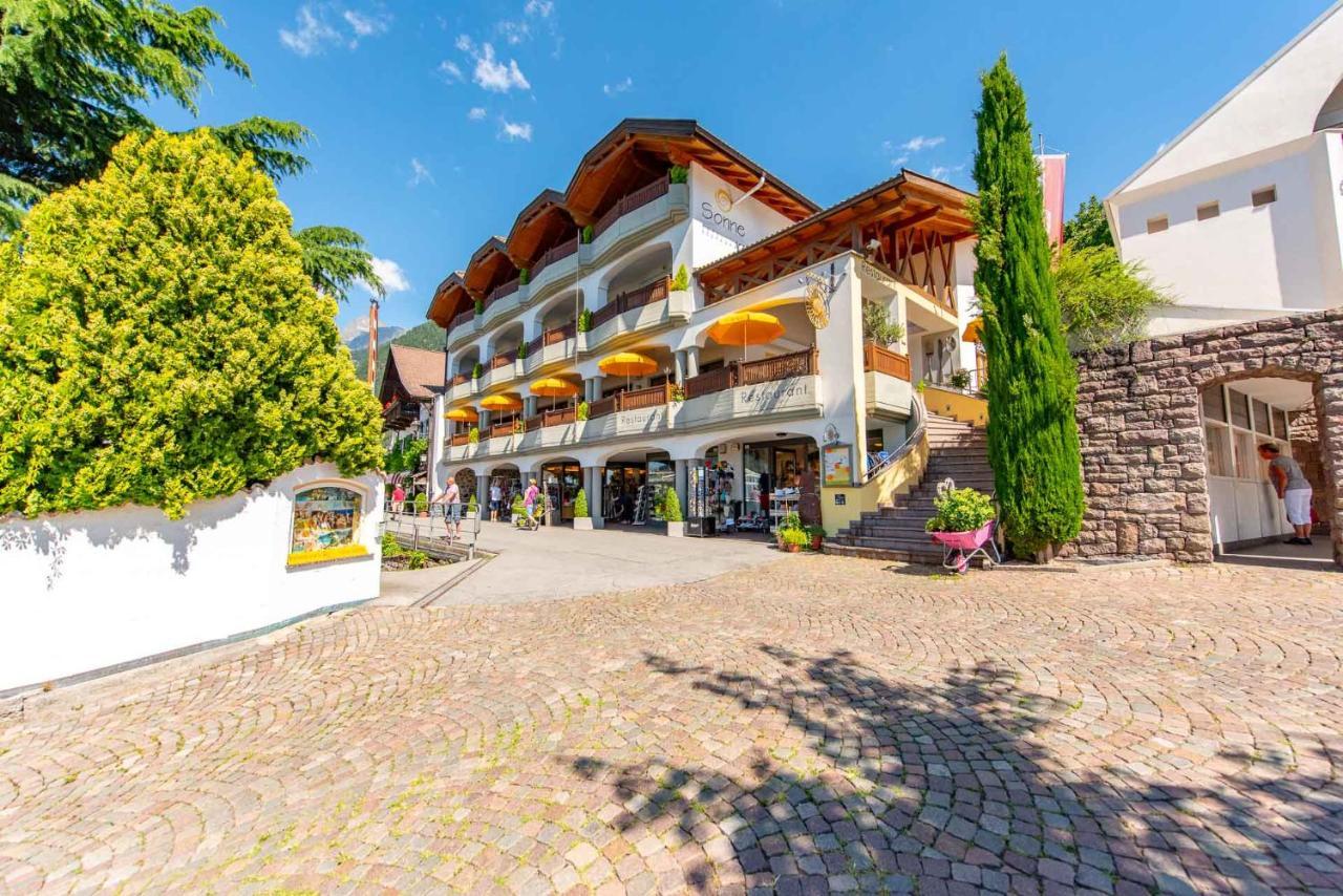 Small Hotel Sonne Тіроло Екстер'єр фото