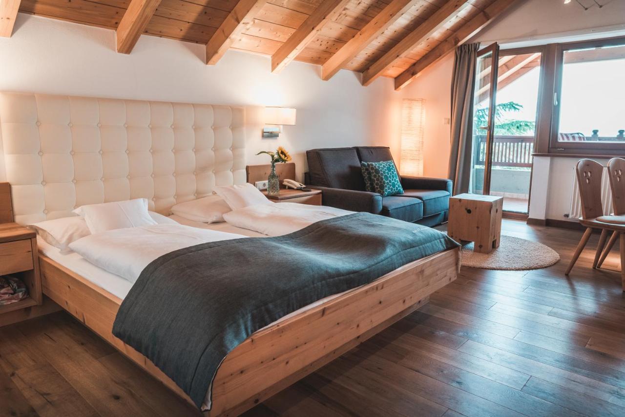 Small Hotel Sonne Тіроло Екстер'єр фото