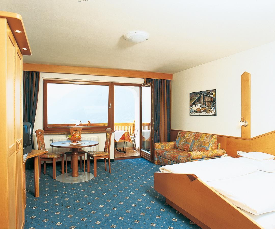Small Hotel Sonne Тіроло Екстер'єр фото